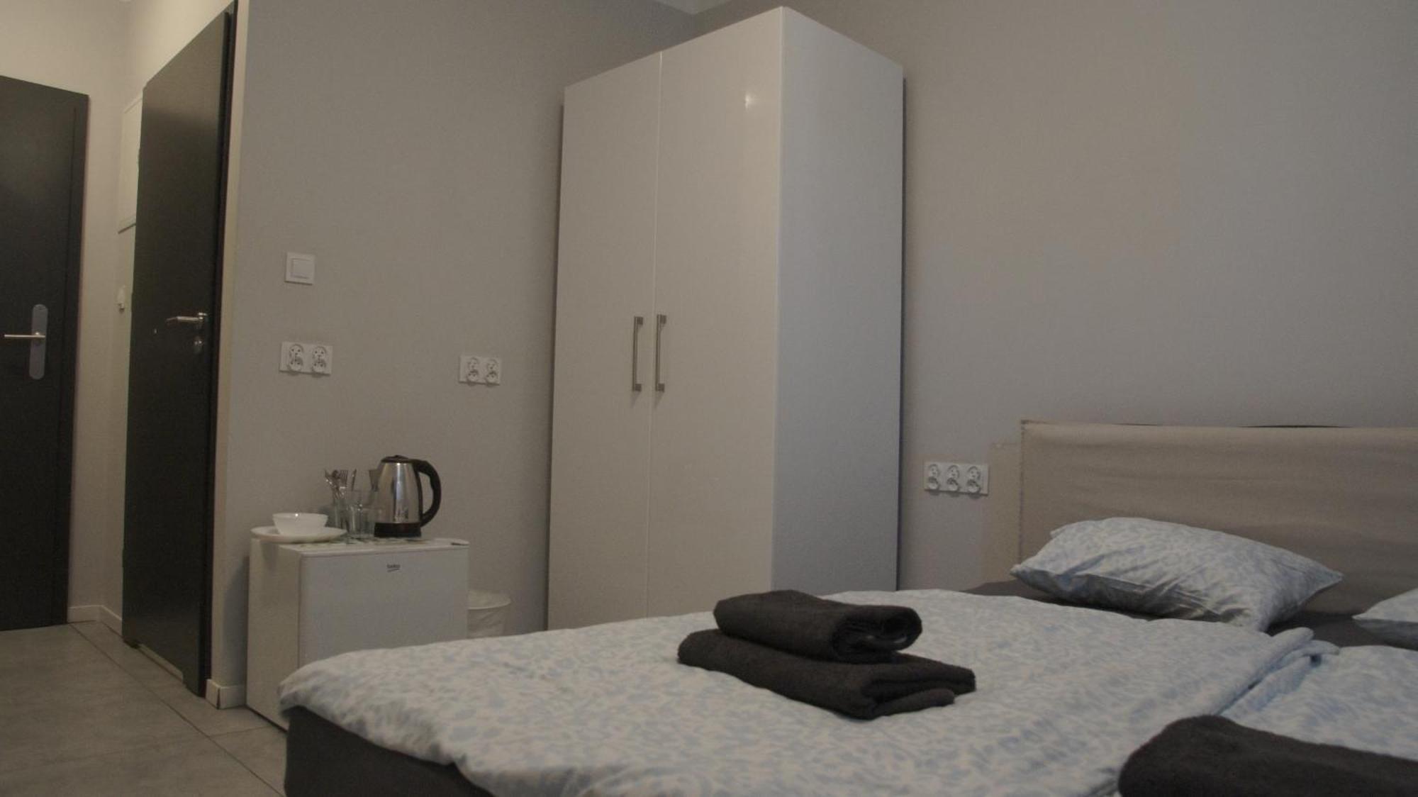 Mia Mia House Hostel คาโตวีตเซ ภายนอก รูปภาพ