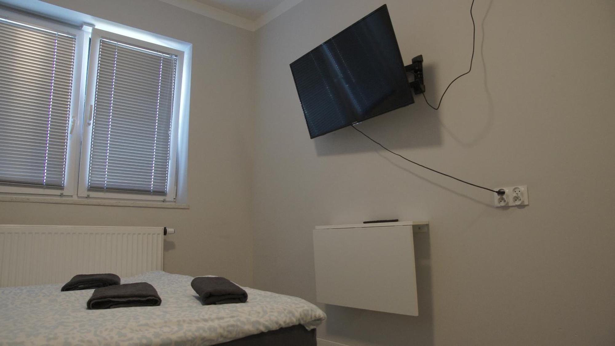Mia Mia House Hostel คาโตวีตเซ ภายนอก รูปภาพ